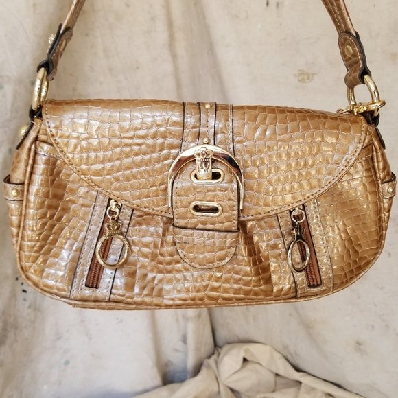 Kathy Van Zeeland Gold Shoulder Bag with KVZ Keychain Charm Heart Key Ring - Picture 5 of 16